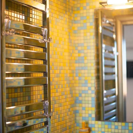 Penzion Casamu' Management